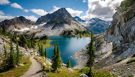  Enchantment Lakes Trail